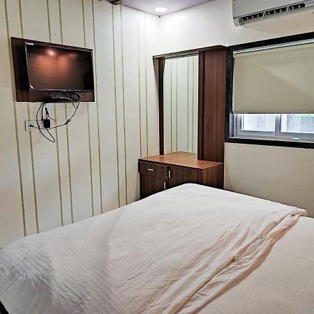 Hotel Sardar Rooms Garudeshwar Kültér fotó