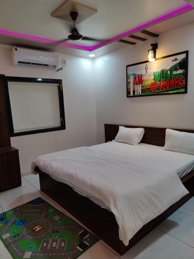 Hotel Sardar Rooms Garudeshwar Kültér fotó