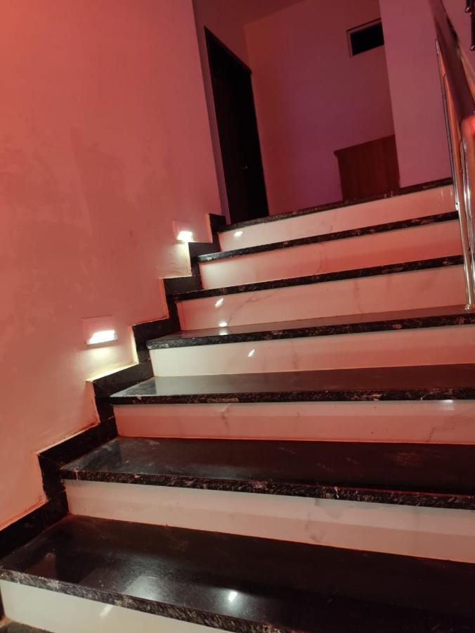Hotel Sardar Rooms Garudeshwar Kültér fotó