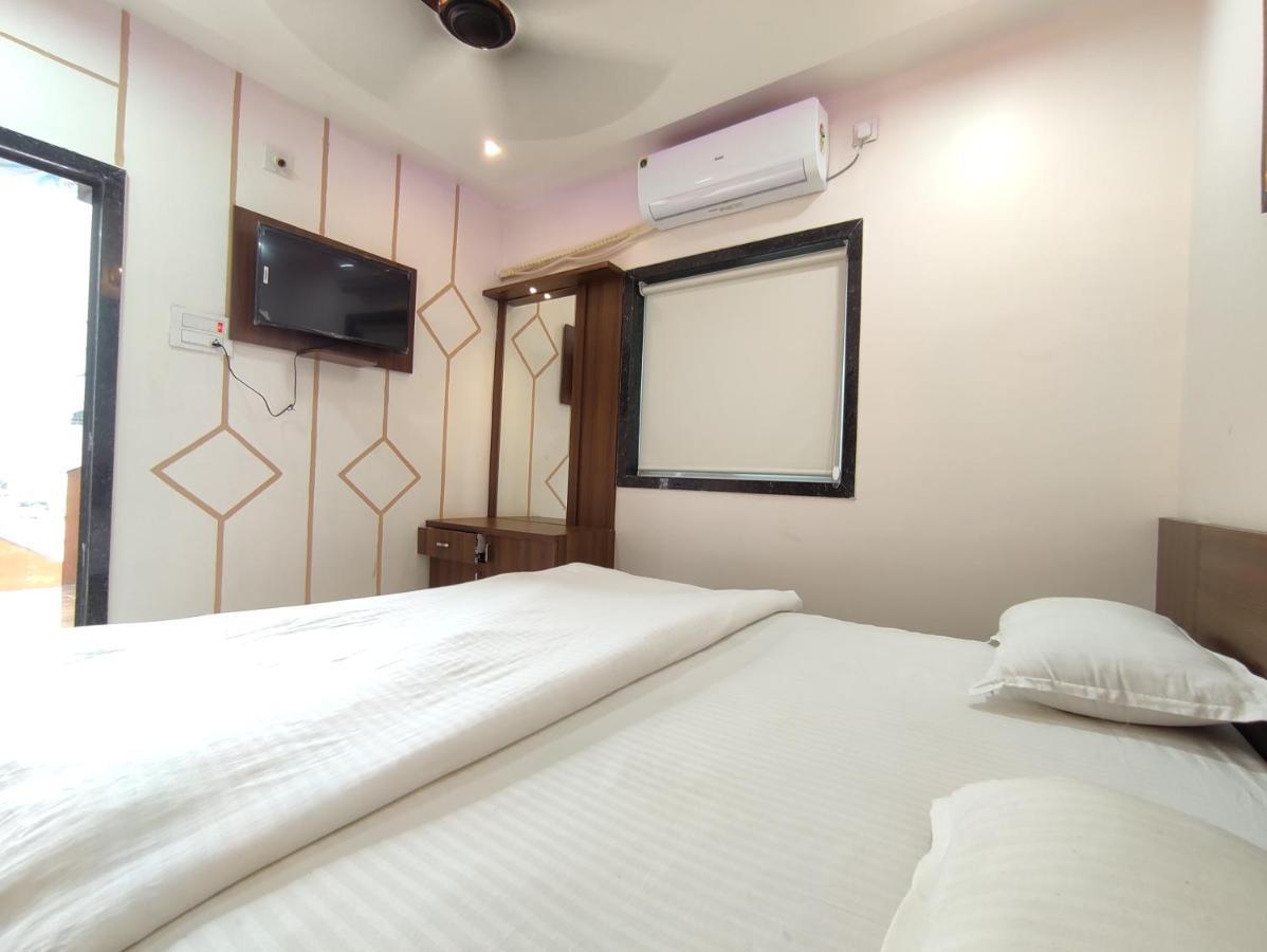 Hotel Sardar Rooms Garudeshwar Kültér fotó
