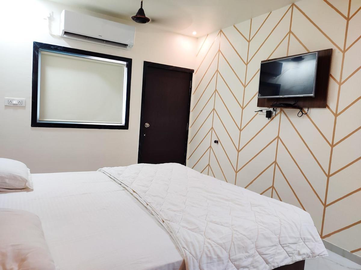 Hotel Sardar Rooms Garudeshwar Kültér fotó